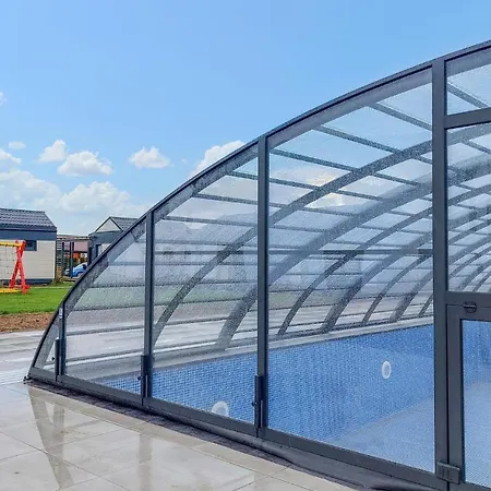 Lovely In With Sauna